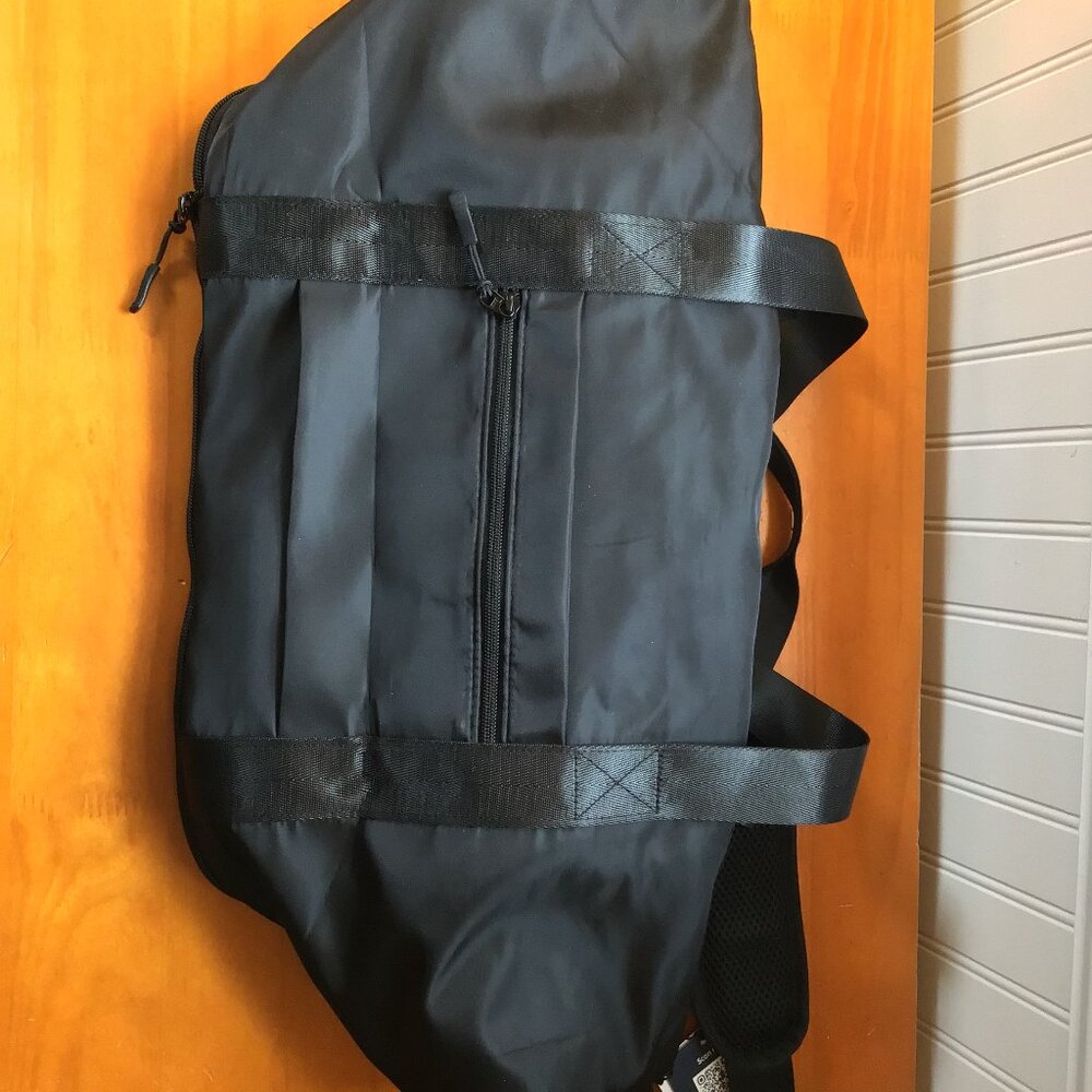 The Foldie Bag Black Unisex Foldie Travel Bag Black NWT - Picture 6 of 7